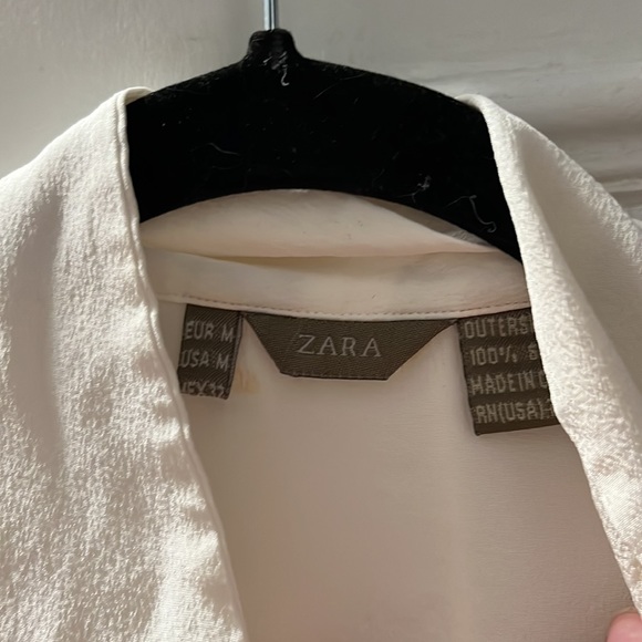 Off White/Cream Zara Button up - Picture 3 of 3